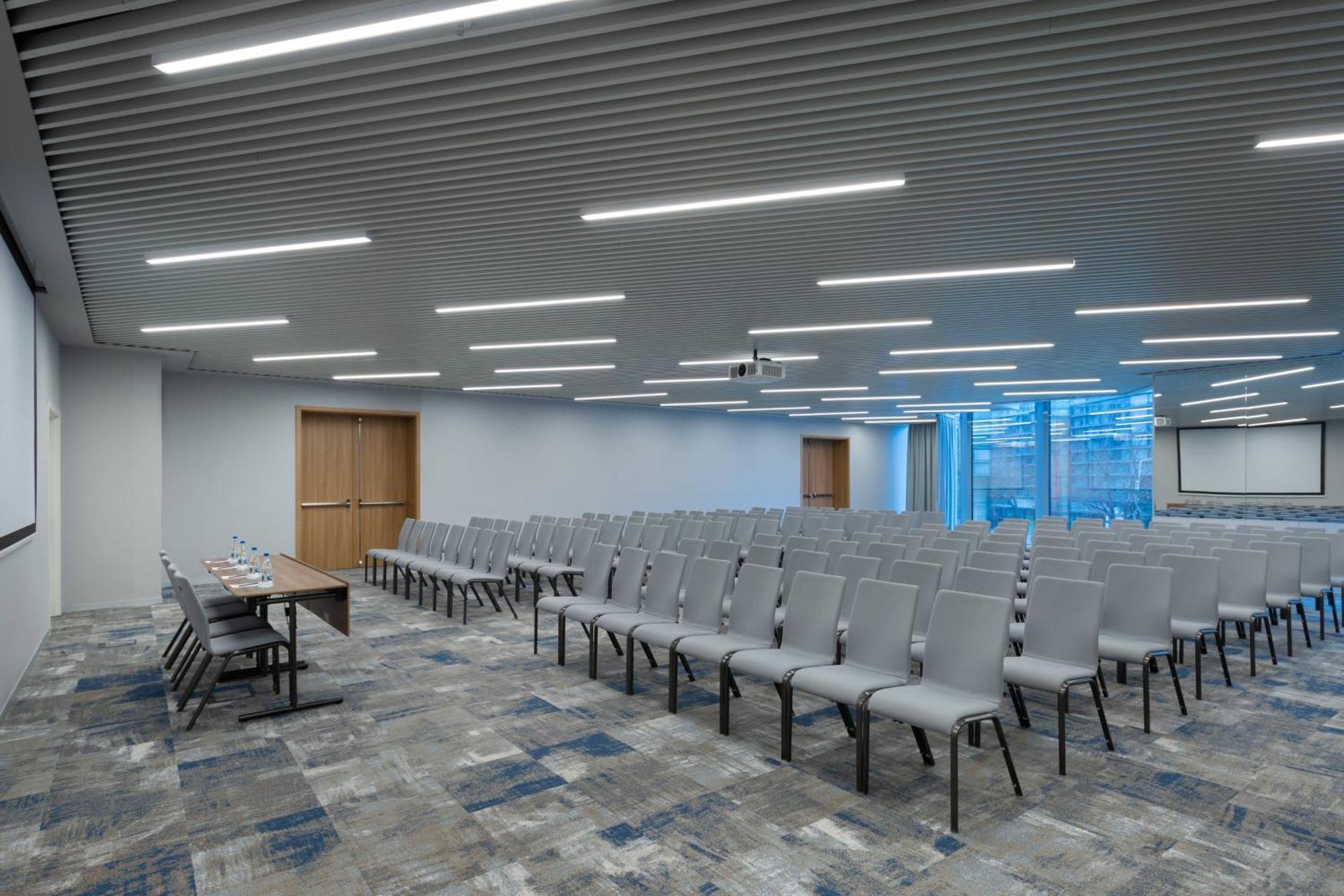 Courtyard By Marriott Bucharest Floreasca Luaran gambar
